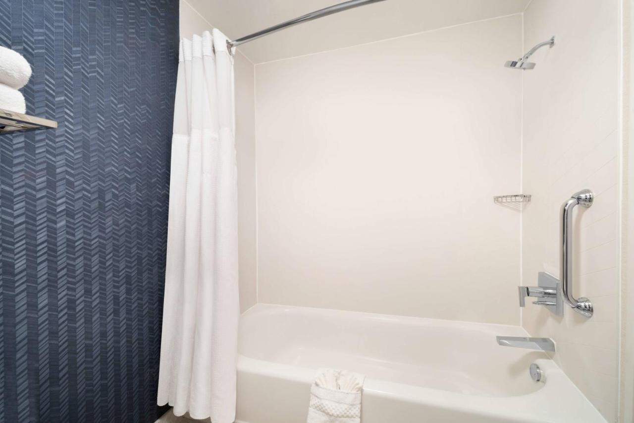 Fairfield Inn And Suites Austin South Экстерьер фото