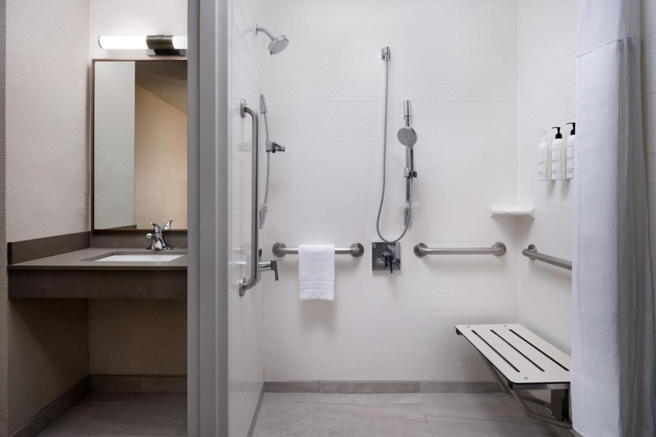 Fairfield Inn And Suites Austin South Экстерьер фото