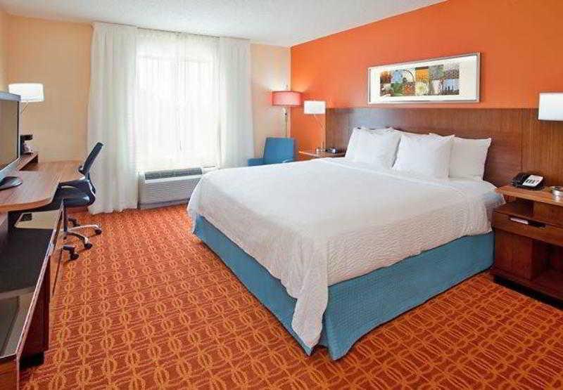 Fairfield Inn And Suites Austin South Экстерьер фото
